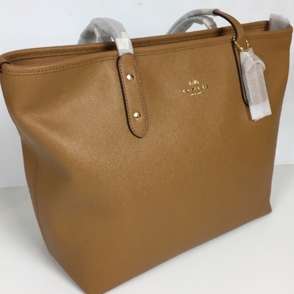 Coach Handbags - NWT Coach Large City Zip Tote